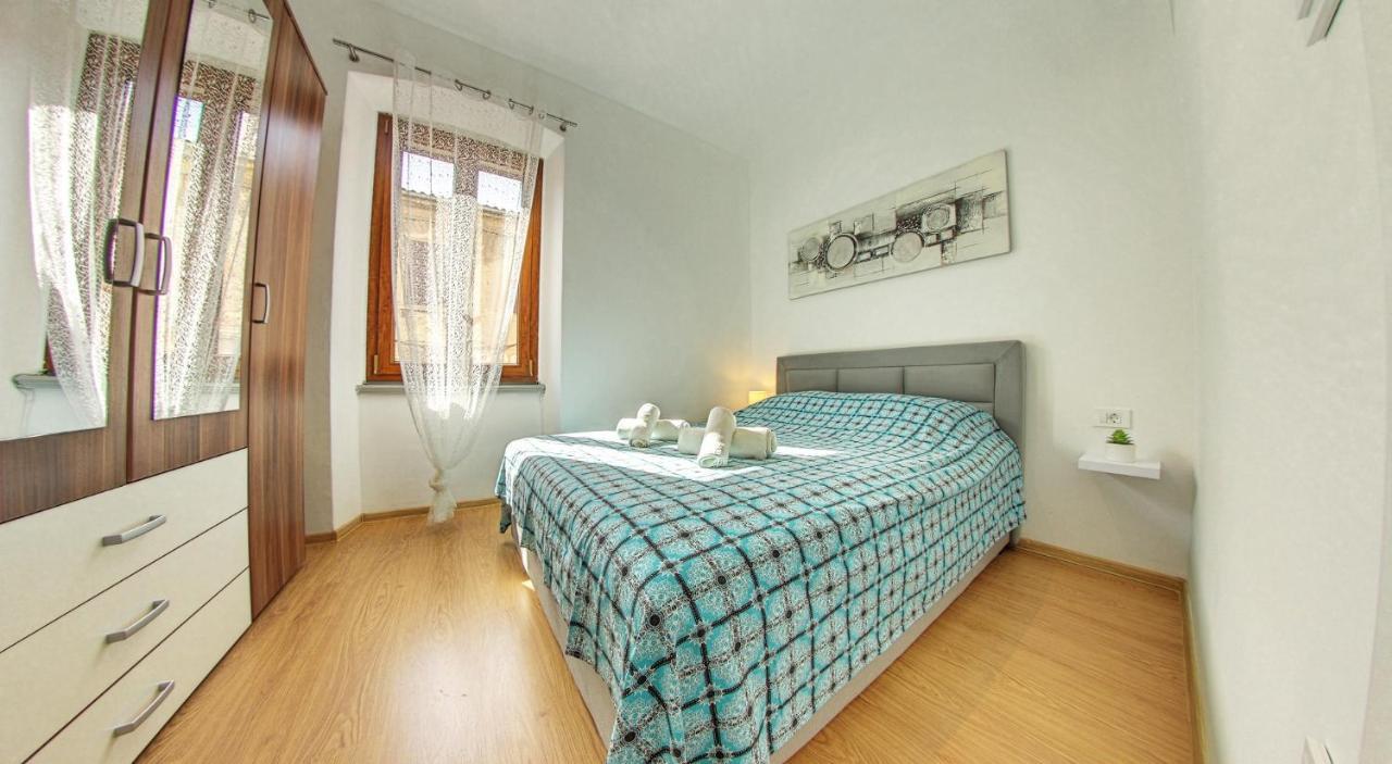 Caligula City Center Apartment Pula Zewnętrze zdjęcie